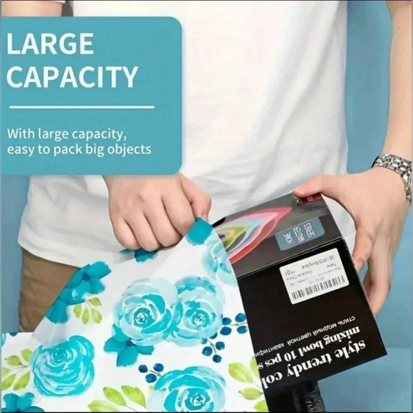 10”x13” Blue Floral Poly Self Adhesive Mailers 50 Count - Picture 5 of 6